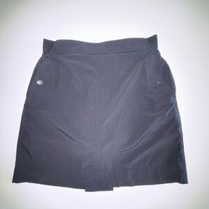 Athleta Black Vienna Cargo Skort Skirt Snap Pockets Women's Size 10 Style 988132